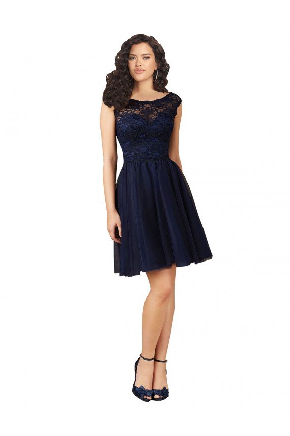 Short Bateau Neck Tulle Cocktail Bridesmaid Dress with Lace Bodice