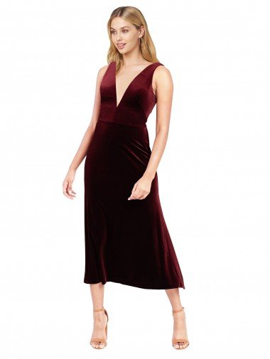 Shop Daring Plunging V-Neckline Short Midi Cocktail Length Velvet Bridesmaid Dress / Prom Dress Sydney